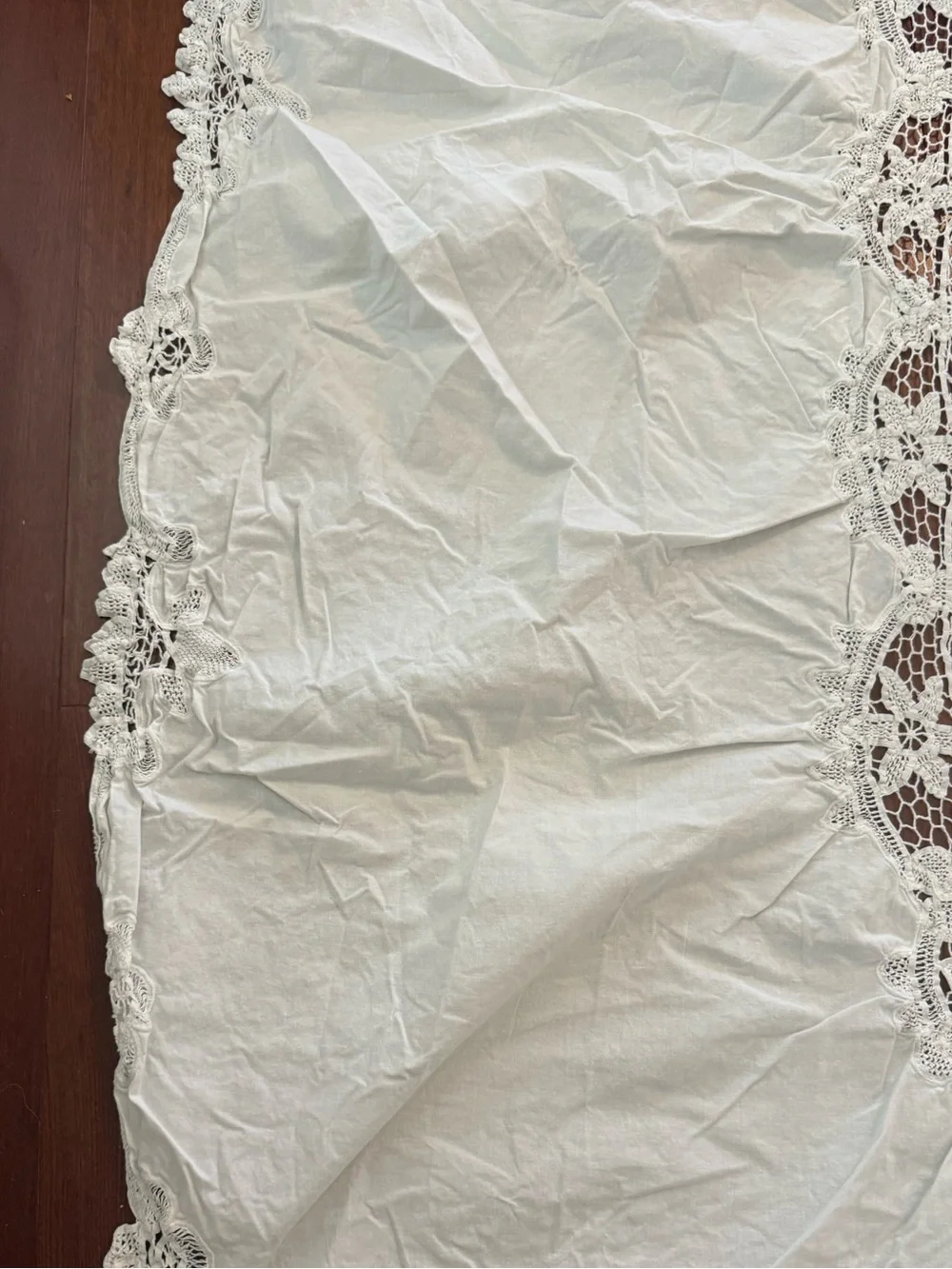 Unbranded this lace